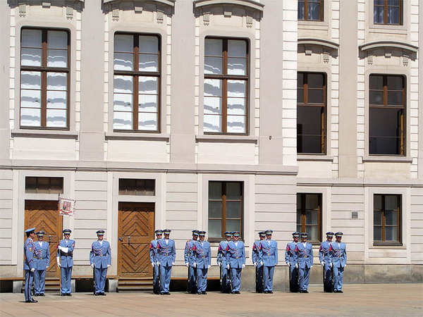 Change of Prague Castle Guards